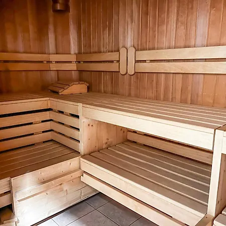 Cosy Getaway Mit Schwimmbad Und Sauna Lenzkirch